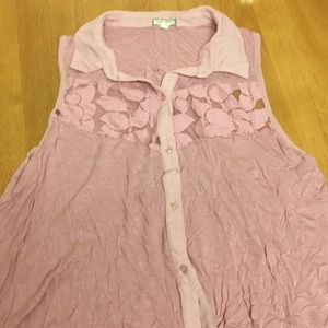 Cute rose colored tank with collar